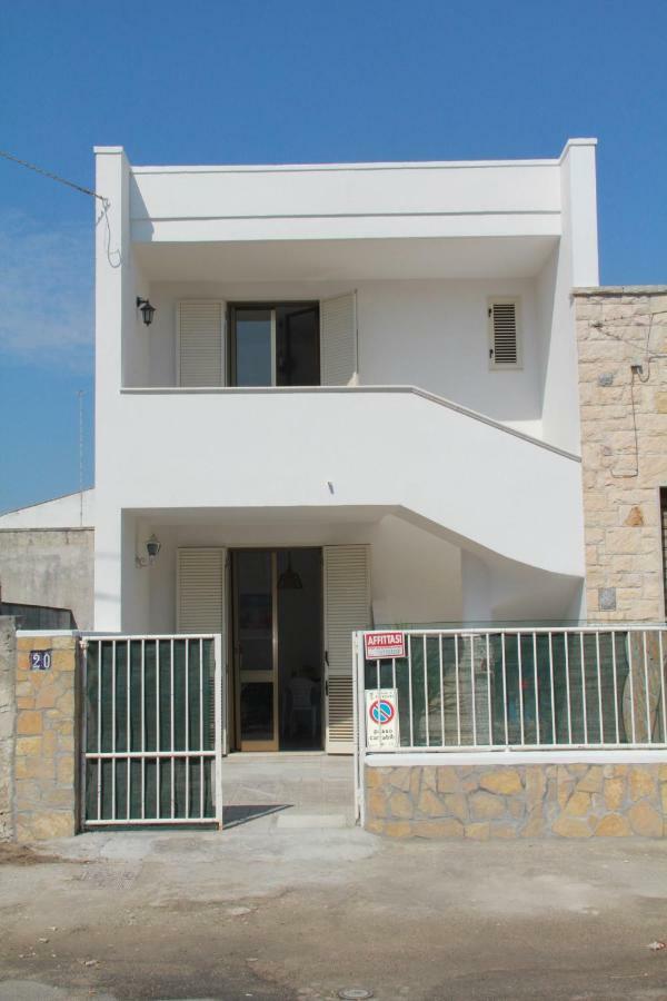 La Torre Costiera Apartment Torre dell'Orso Exterior photo